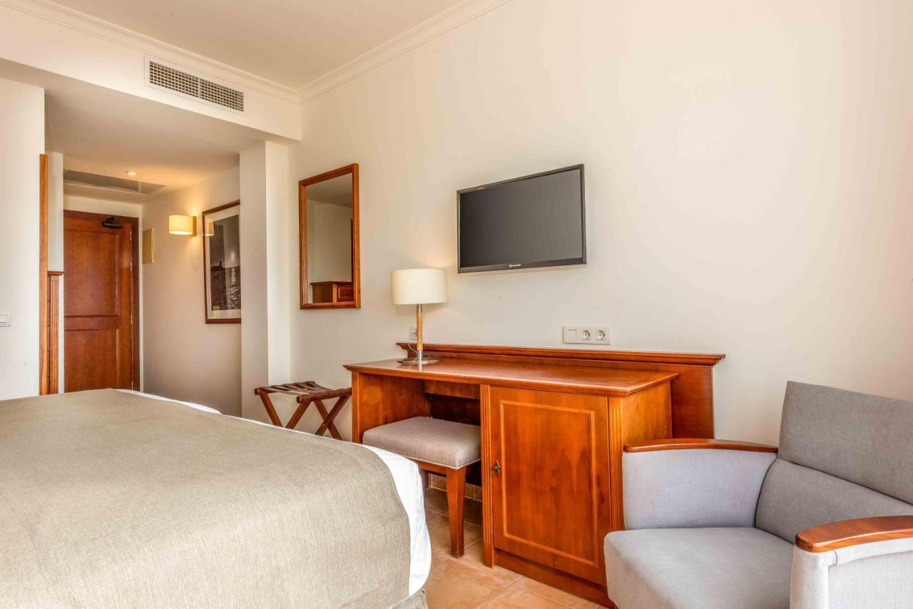 Valentin Sancti Petri Hotel 4*
