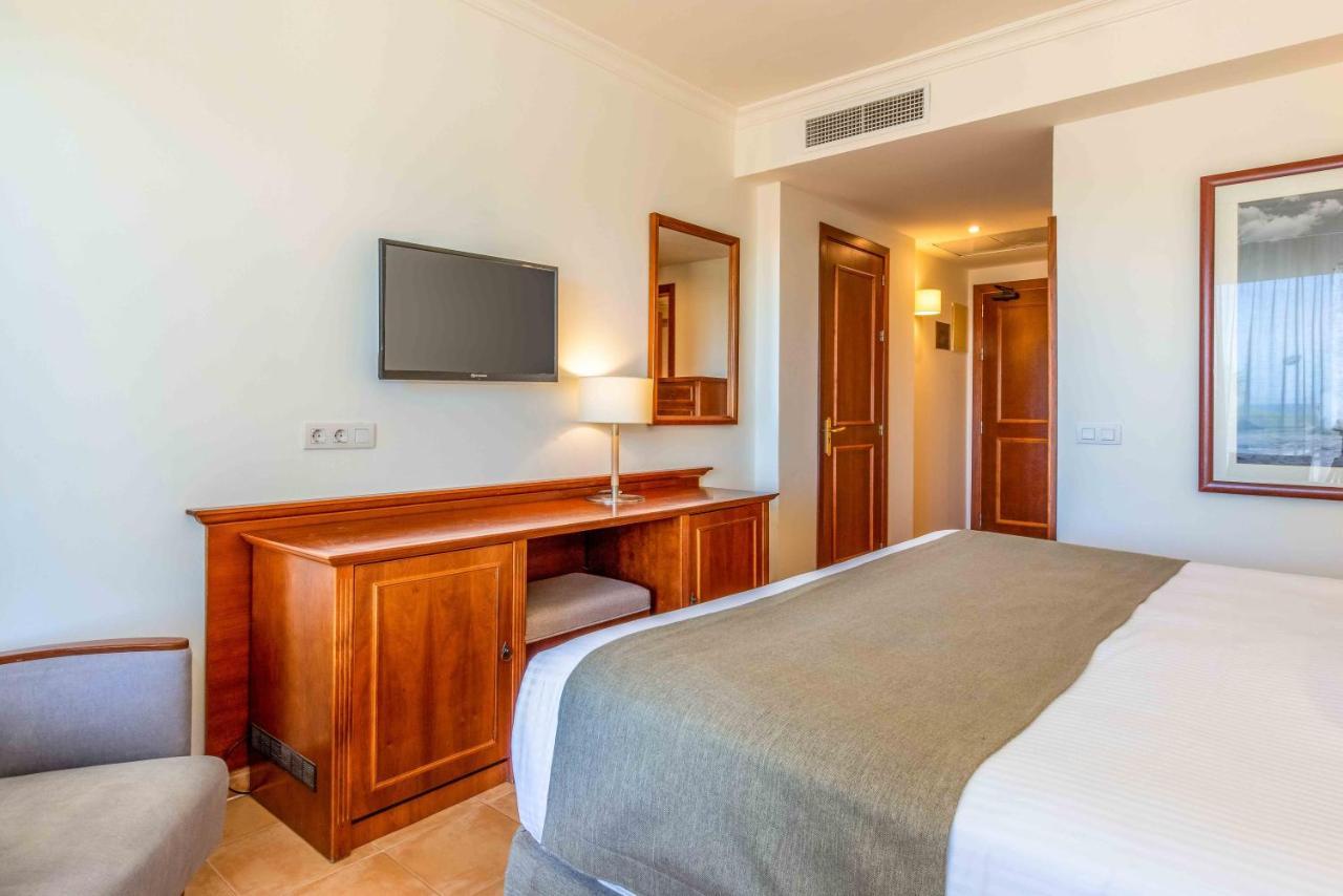 Valentin Sancti Petri Hotel